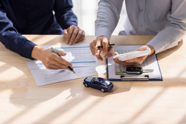 Save more on car insurance in Meadowbrook, CA